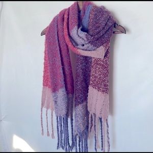 Block pattern scarf